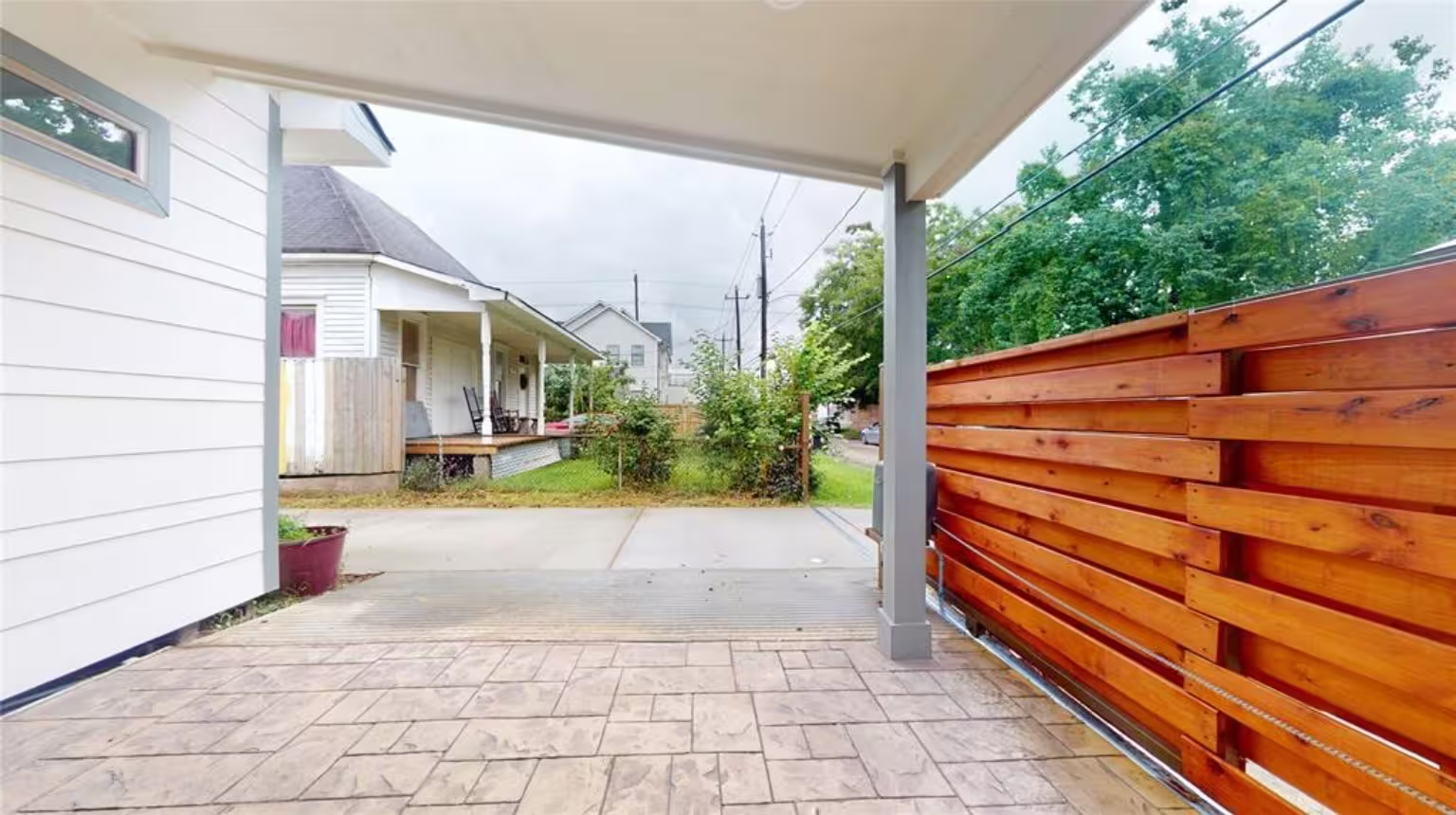 Photo 4 of 426 Middle Street, Houston, TX