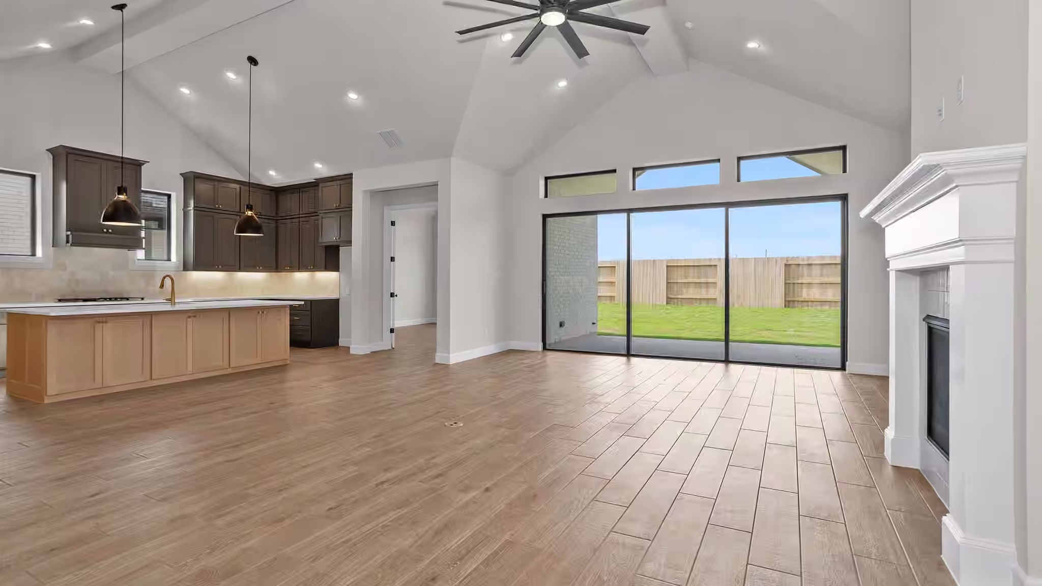 Photo 6 of 21926 Golden Azalea Drive, Hockley, TX