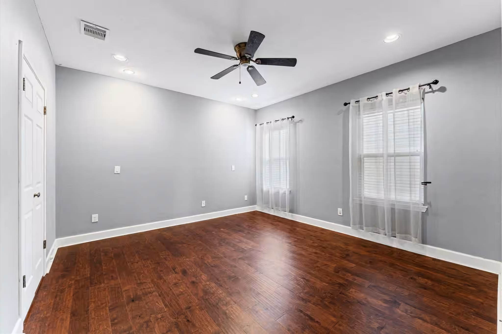Photo 6 of 254 N Lenox Street, Houston, TX