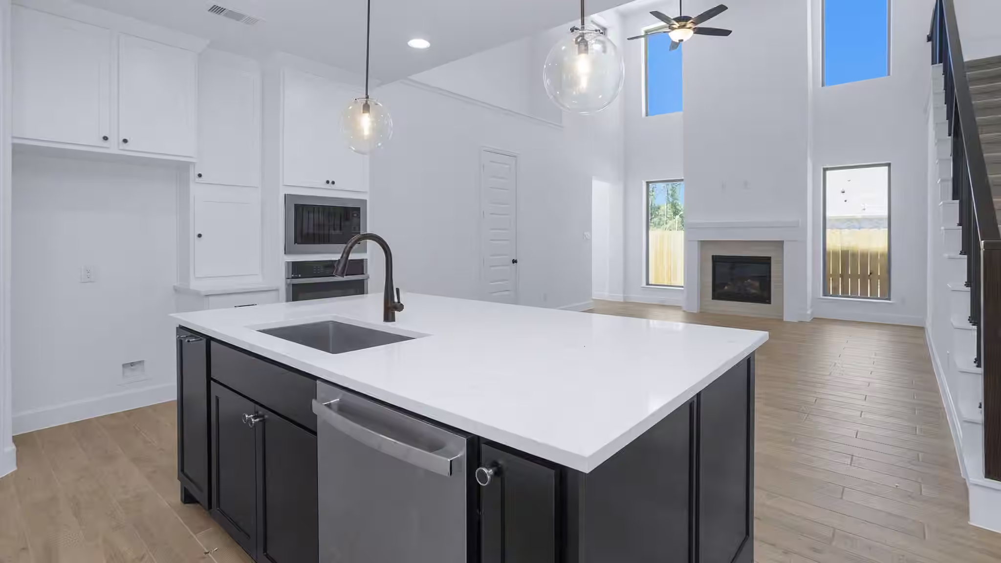 Photo 2 of 18225 Upper Brook Street, Conroe, TX