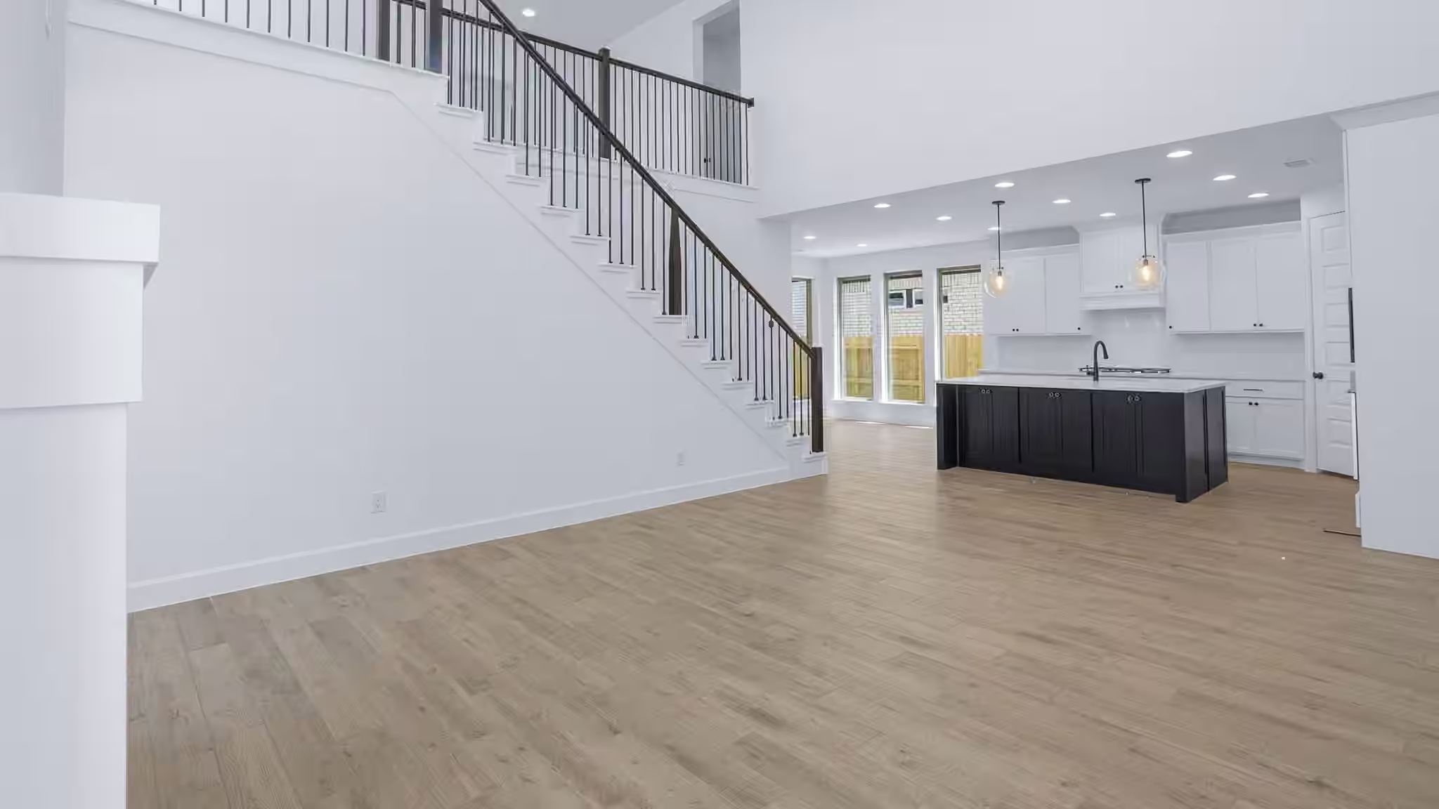 Photo 4 of 18225 Upper Brook Street, Conroe, TX