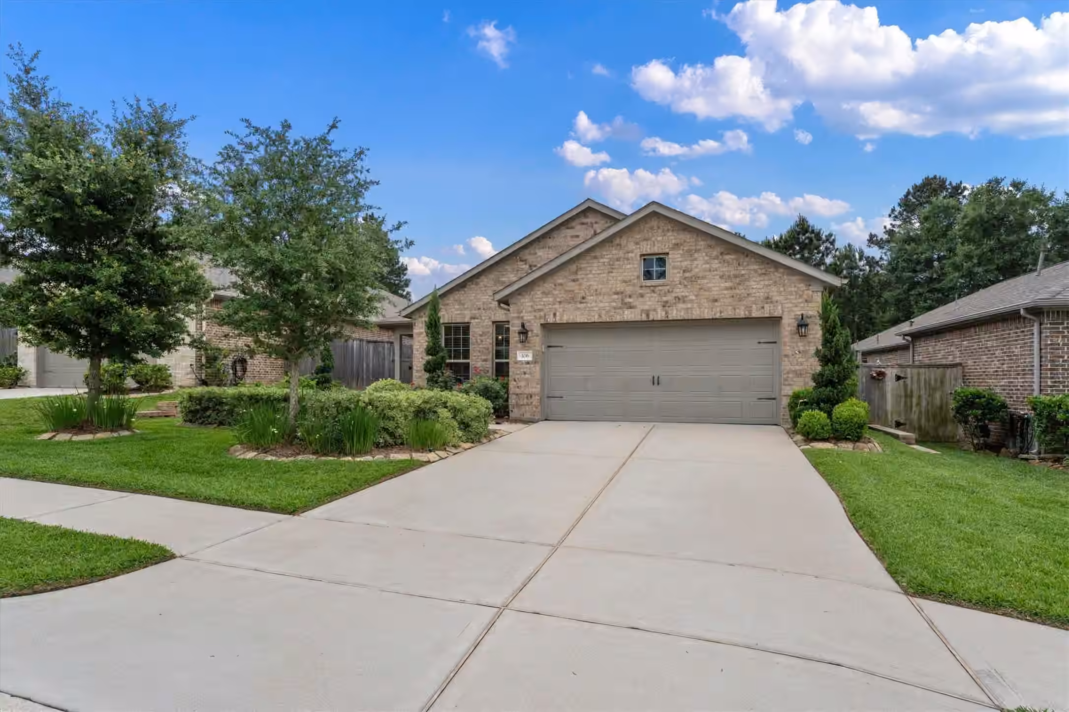 Photo 2 of 106 E Silky Sephora Court, Montgomery, TX