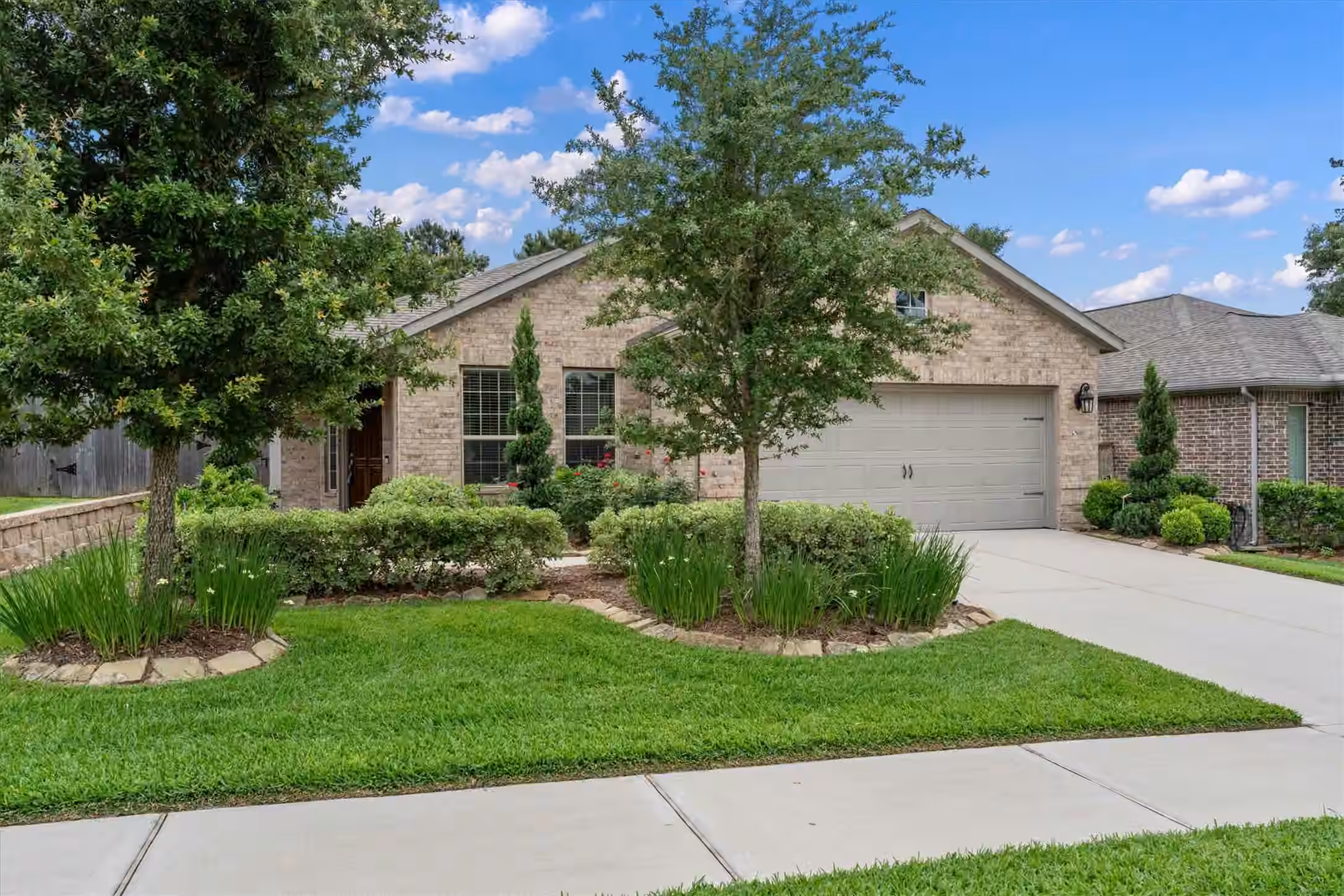 Photo 3 of 106 E Silky Sephora Court, Montgomery, TX