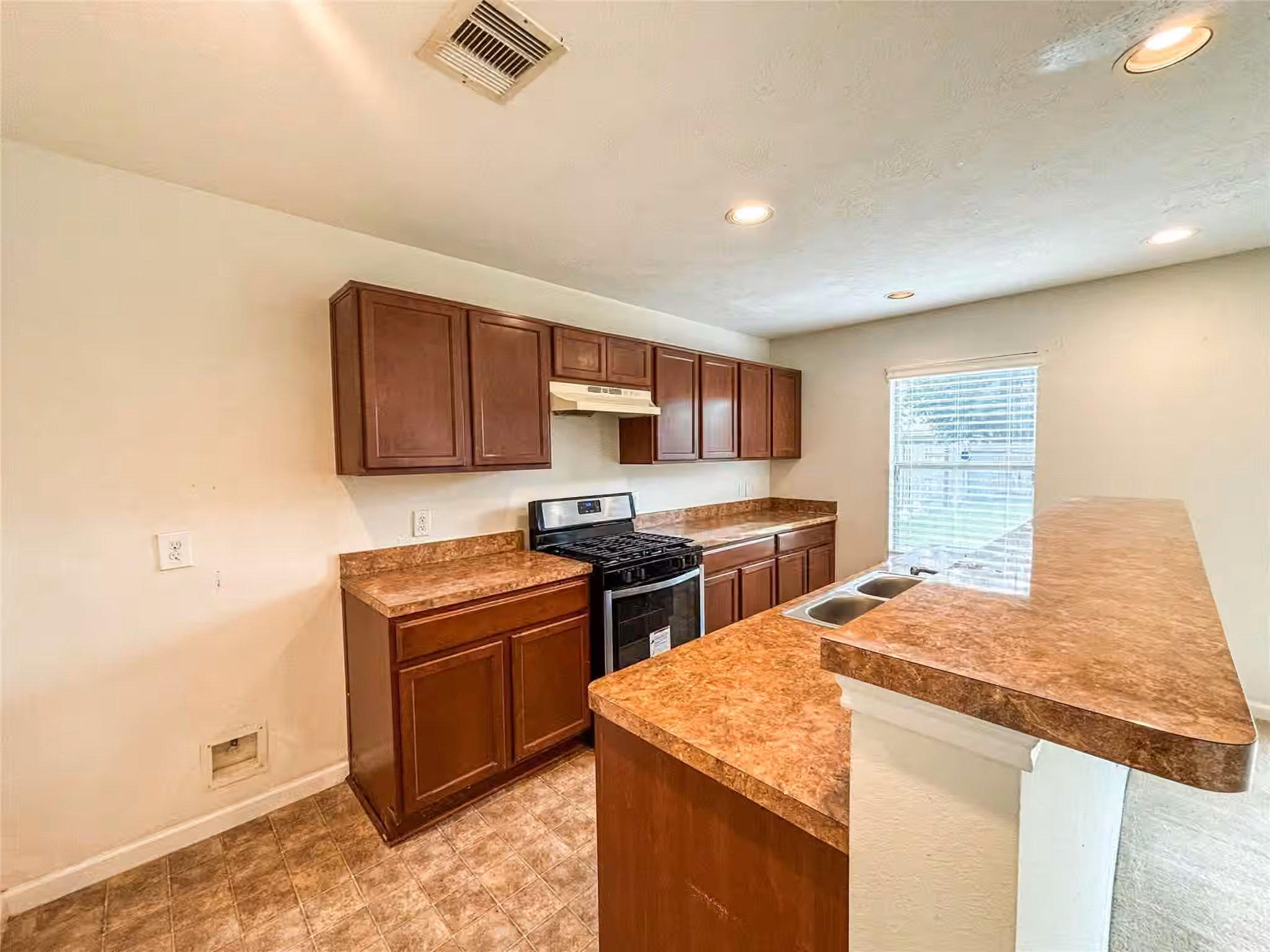 Photo 6 of 4107 Monticello Ter Lane, Katy, TX