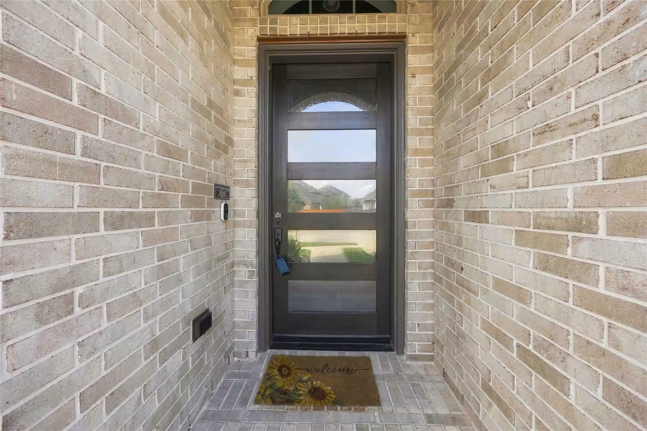 Photo 4 of 18834 Windy Orchard Court, Manvel, TX