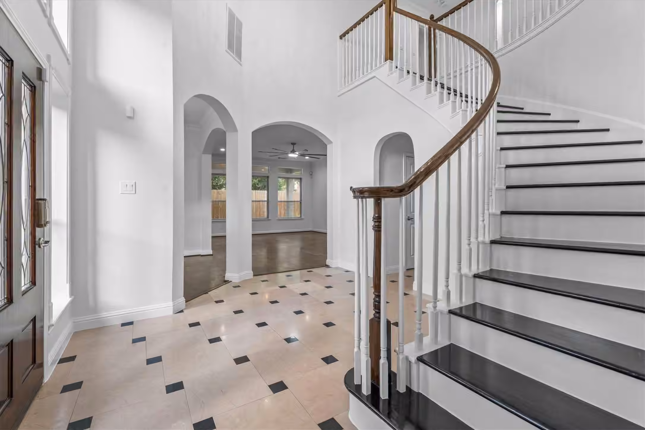 Photo of 1420 Asbury Street, Houston, TX 77007