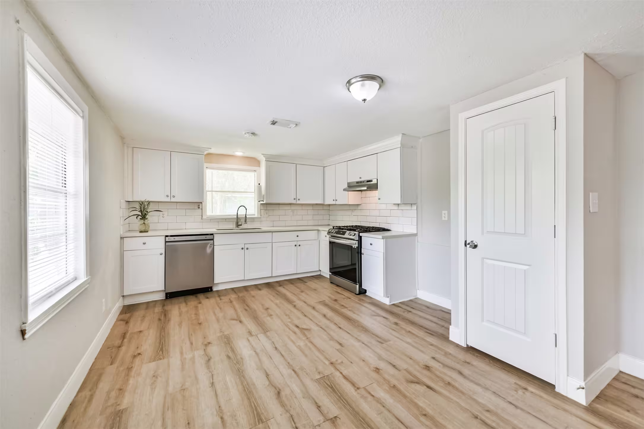 Photo 7 of 1217 Esther Street, Kemah, TX