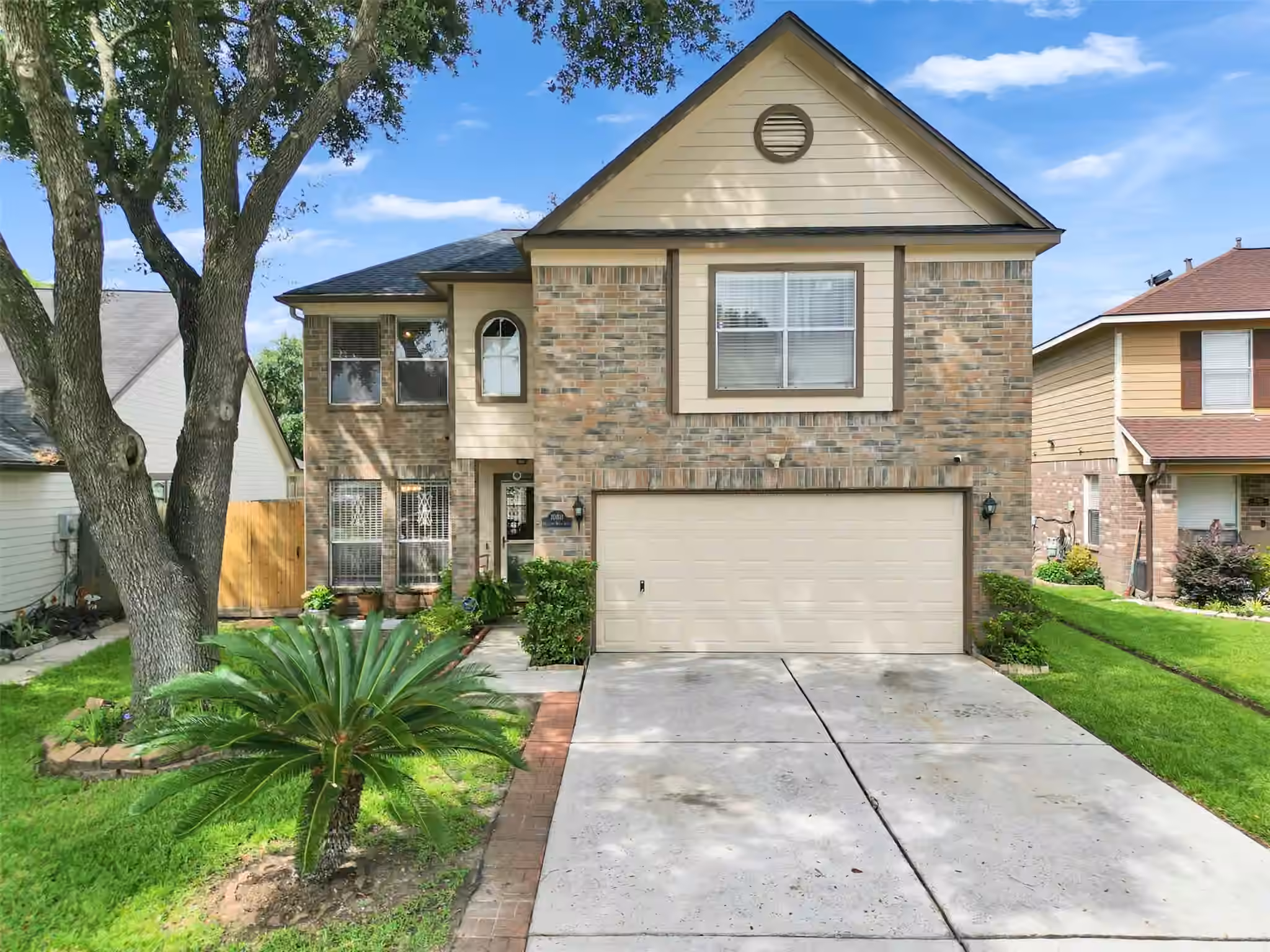 Photo of 10811 Meadow Walk Lane, Houston, TX