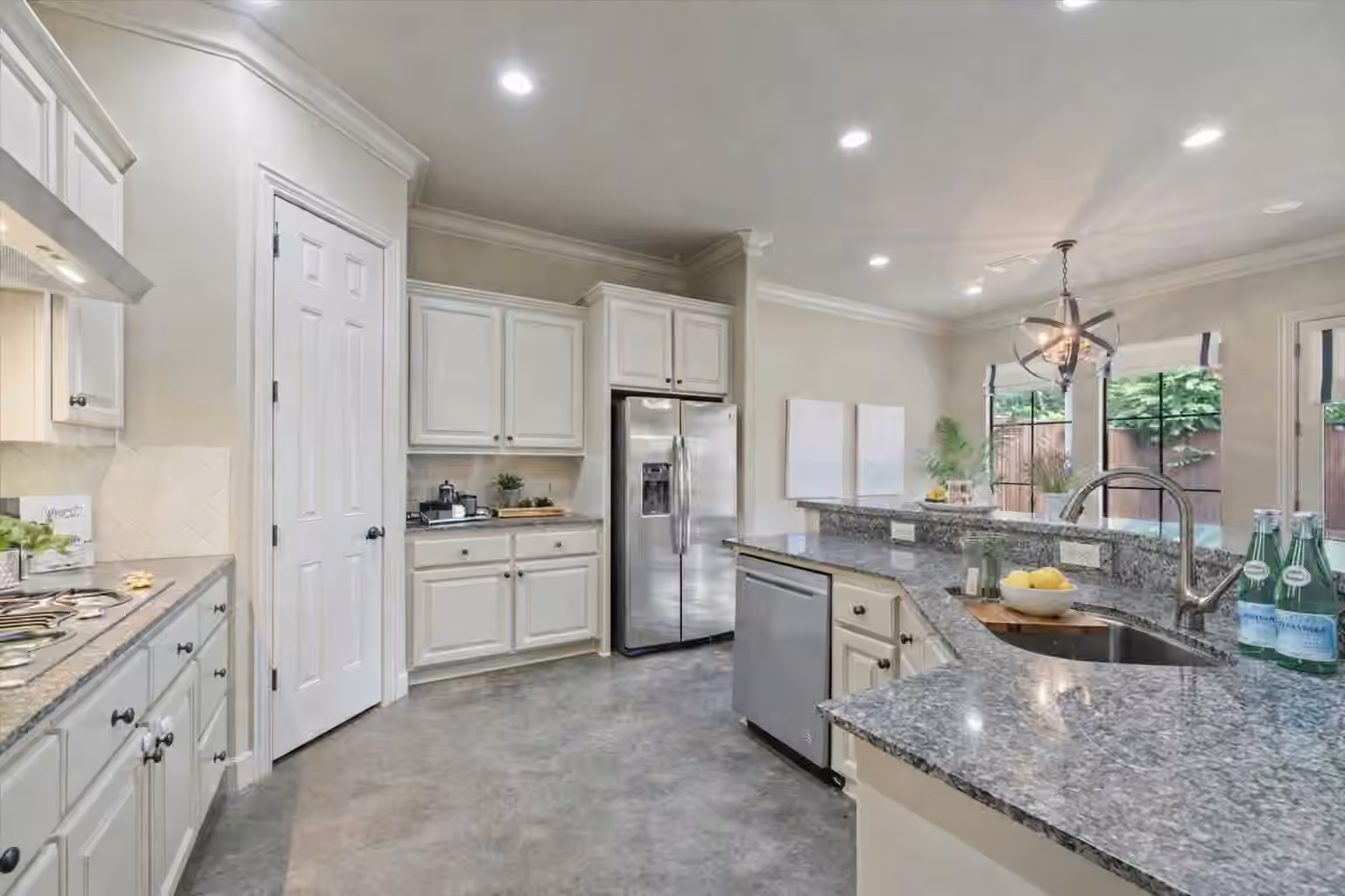 Photo 4 of 5430 Fairdale, Houston, TX