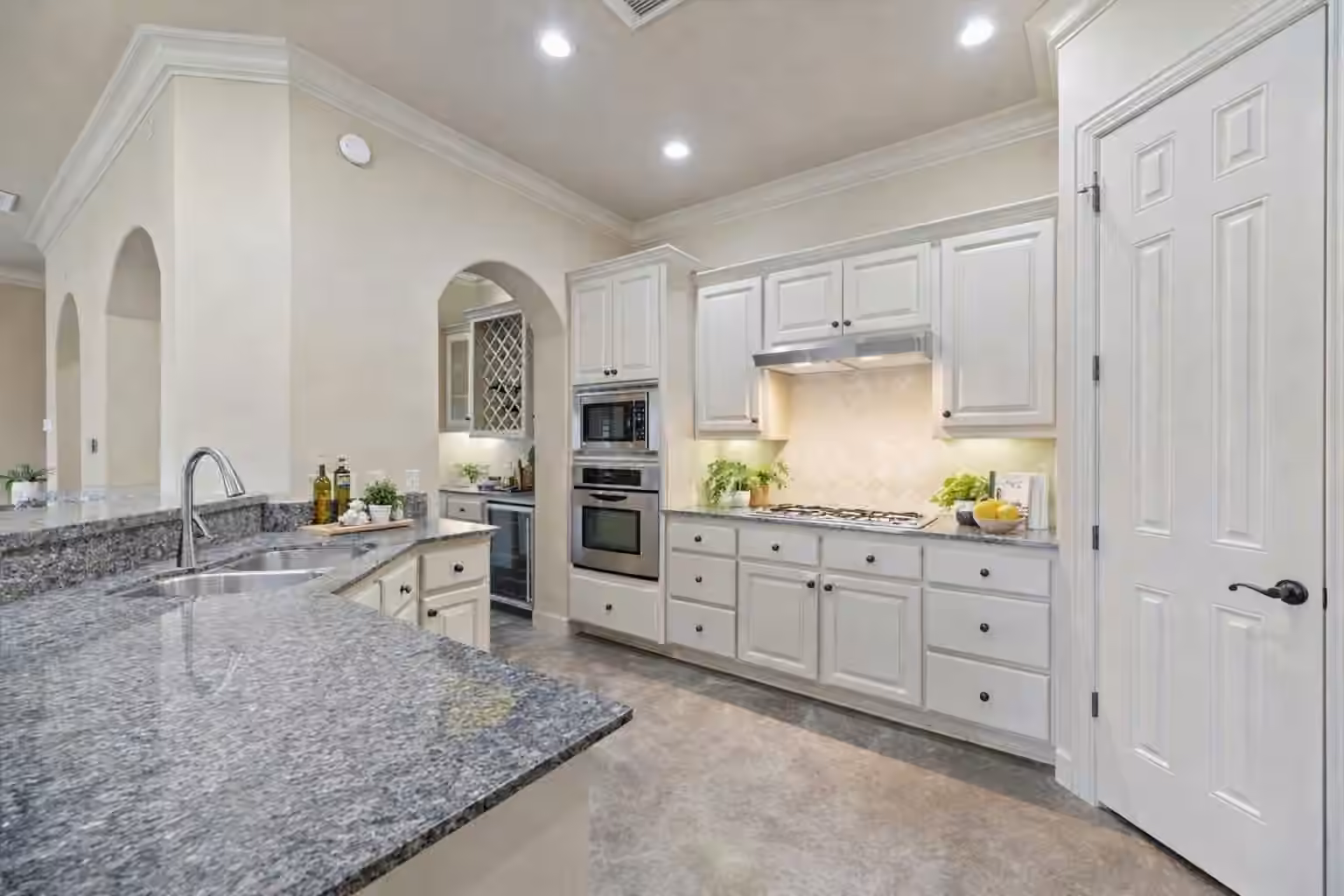Photo 5 of 5430 Fairdale, Houston, TX