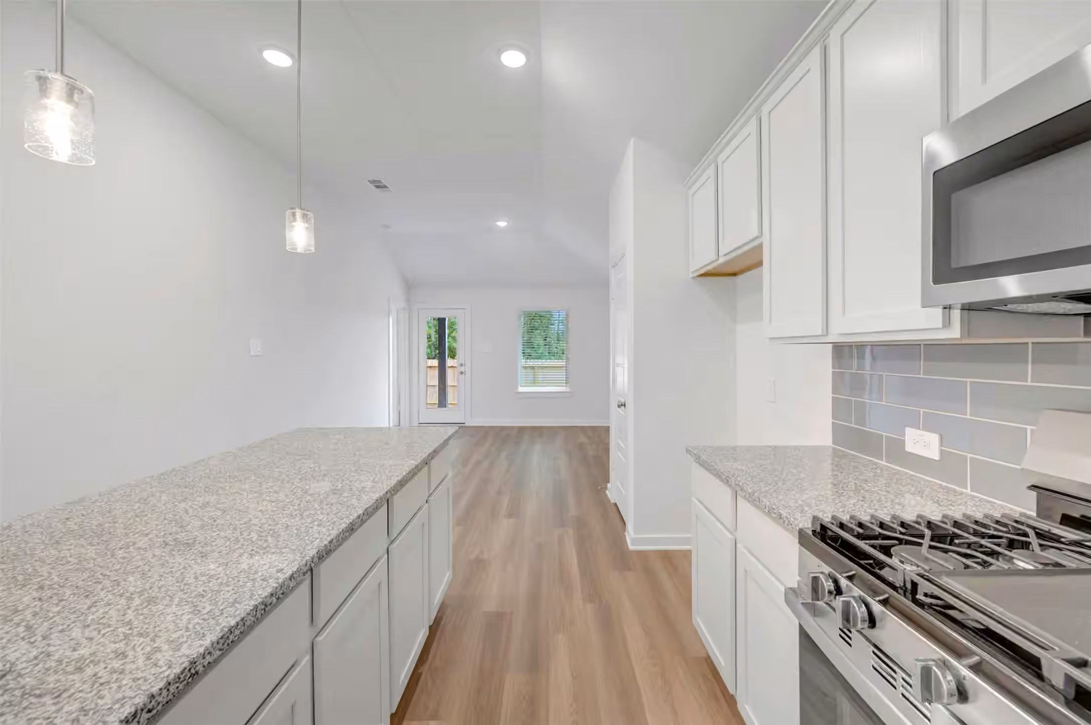 Photo 5 of 22696 Hackberry Leaf Drive, New Caney, TX
