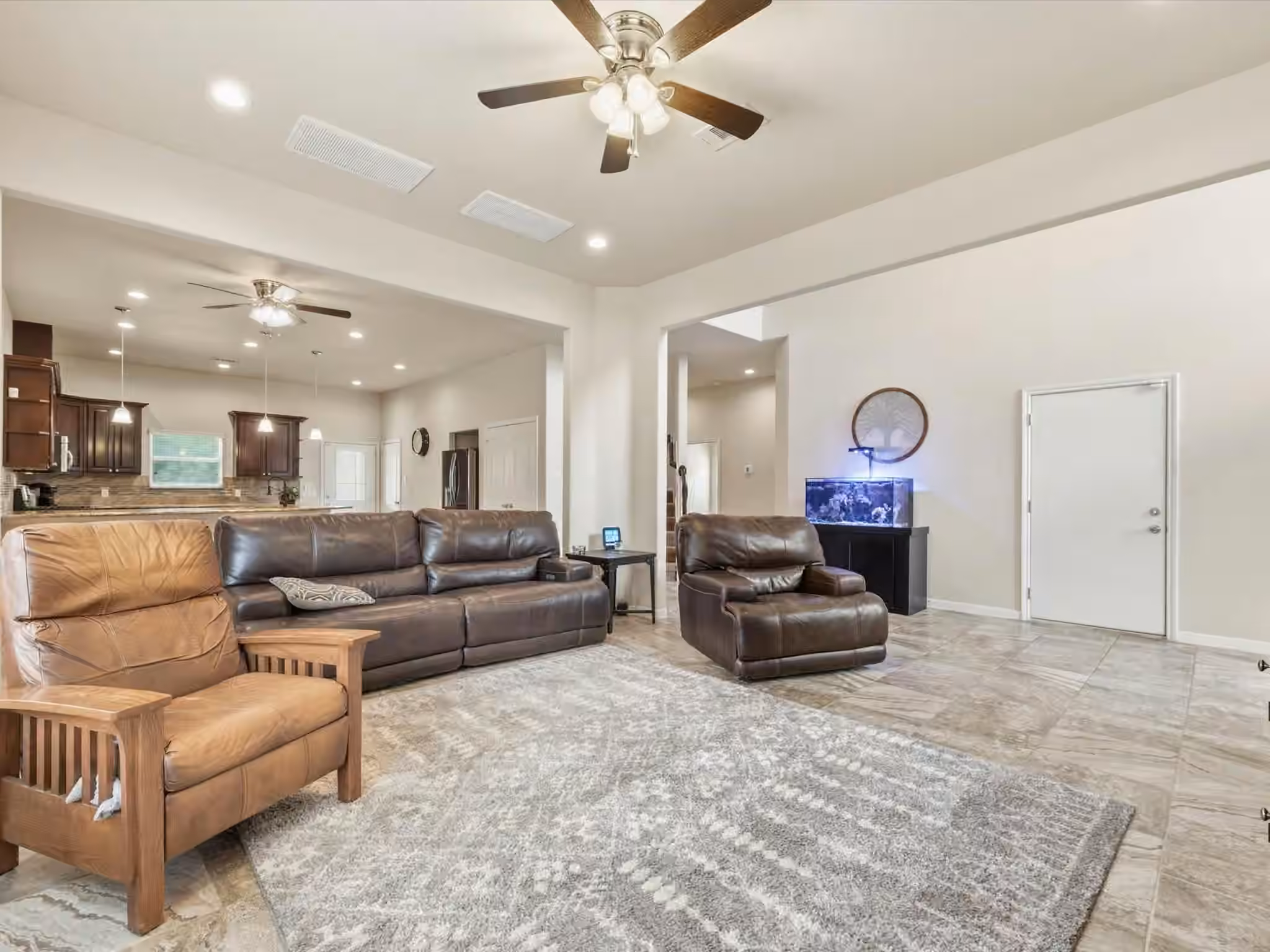 Photo 5 of 6418 Alicia Way Lane, Katy, TX