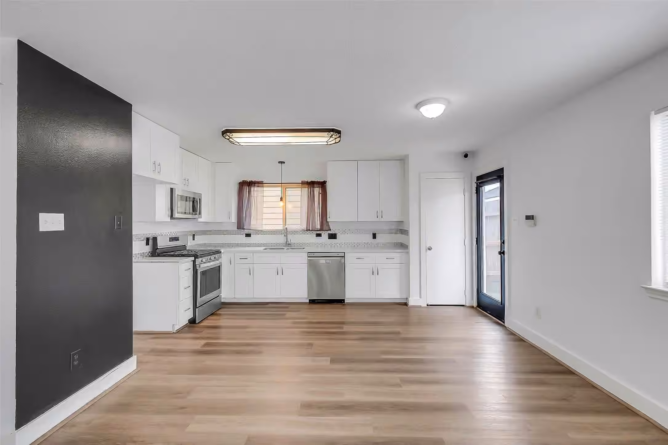 Photo 6 of 6243 Settlers Lake Circle W, Katy, TX