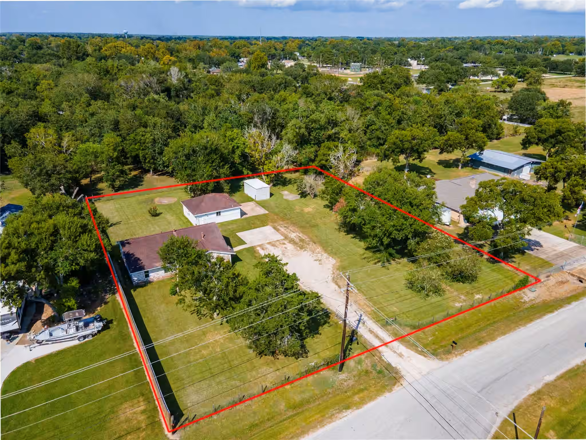 Photo of 14608 Ash Road, Santa Fe, TX 77517