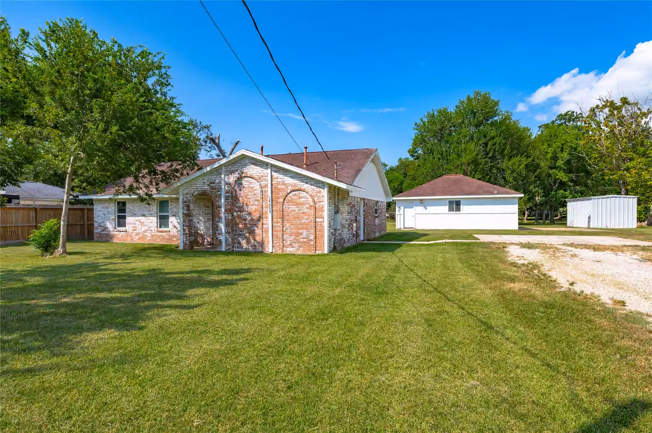 Photo 3 of 14608 Ash Road, Santa Fe, TX
